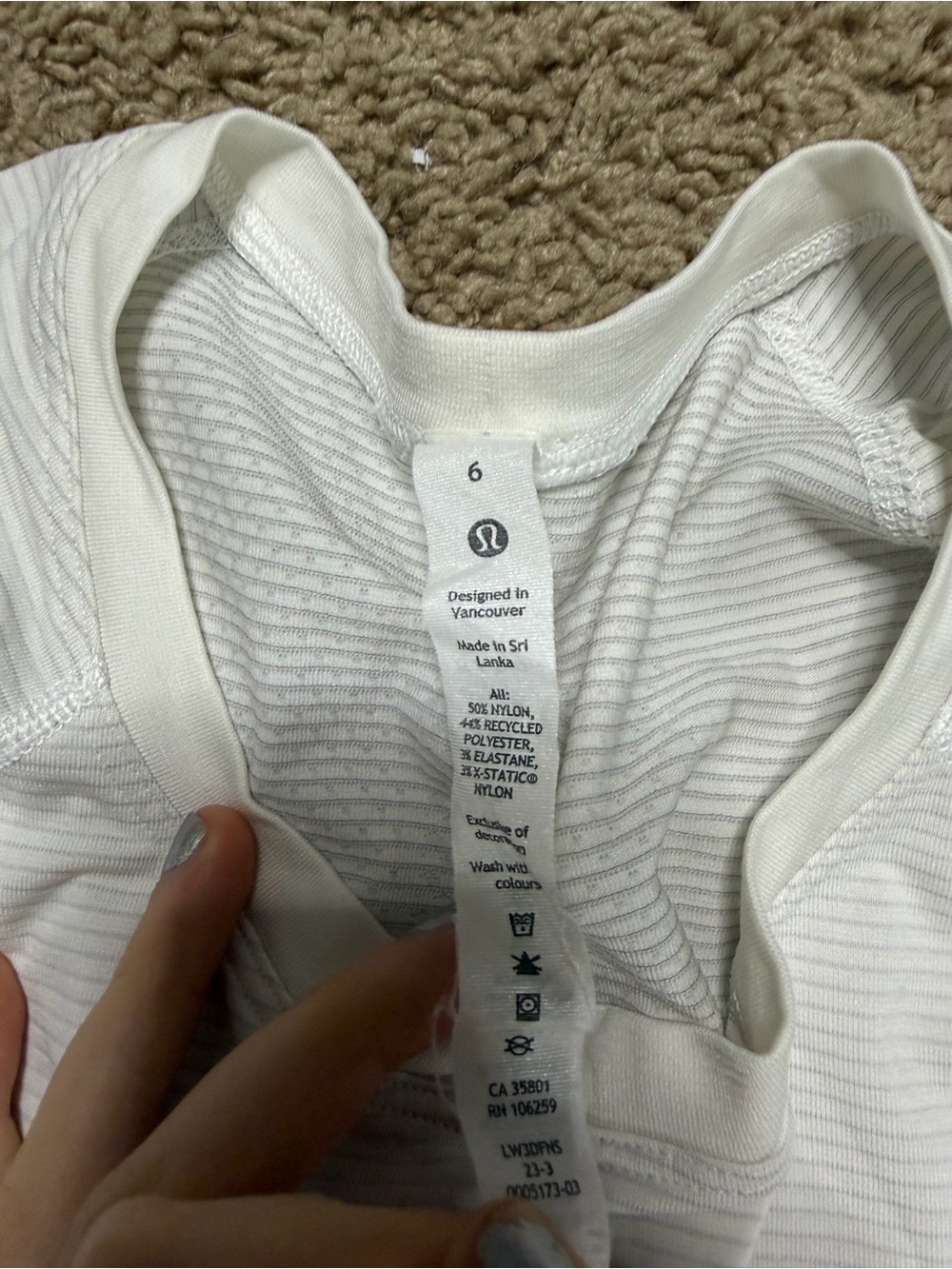 lululemon athletica White Ribbed Scoop Sports Bra - Size 6